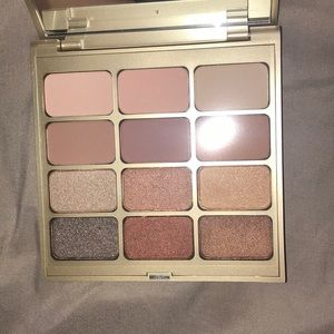 NEW Stila Matte and Metal Eyeshadow Pallette